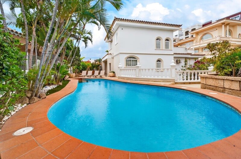 Villa de Lujo El Duque